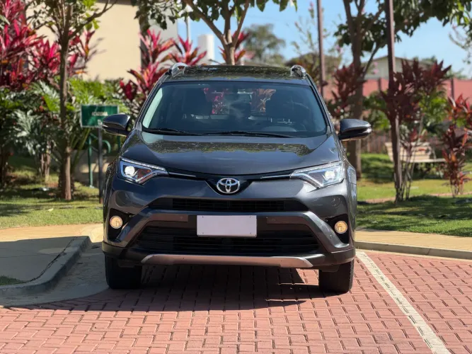 Toyota RAV4 2.0 Top 4X2 16V Aut. 2018