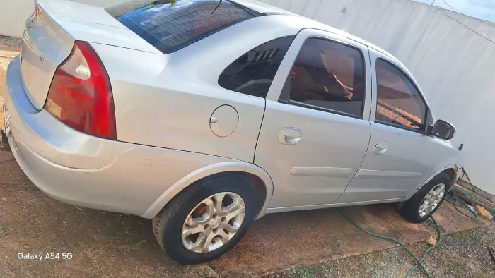 Chevrolet Corsa Sedan 1.8 MPFI 8V 102cv 4P 2003