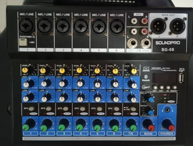 Mesa de som SOUNDPRO SG-08