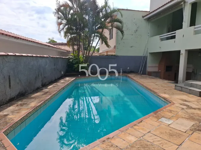 Casa à venda na Vila Santa Rosa em Itu com 400m² e 4 suítes