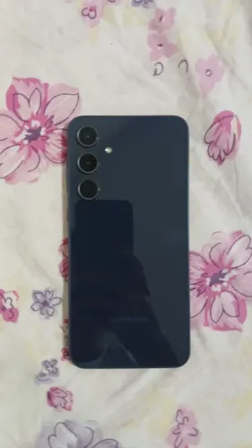 Samsung A35
