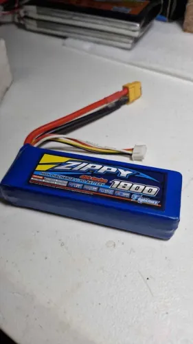 Bateria lipo 3s 1800mah 40c automodelo drone helicóptero rc