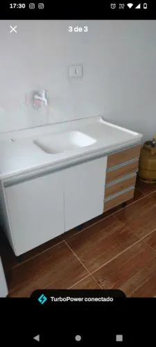 Balcão de pia com a pia