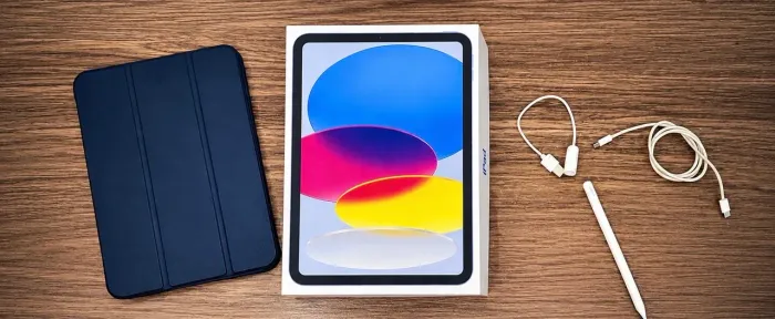 iPad 10 Geração Azul Pouco Uso + Caneta + Acessórios