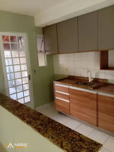 Casa no Villa Flora com 2 dormitórios à venda, 65 m² por R$ 379.900 - Jardim Interlagos -