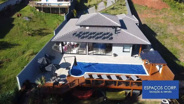 Casa com 5 dormitórios à venda com 271m² por R$ 3.032.000 ou aluguel por R$ 20.930/mês - C