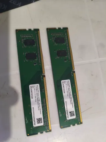 MEMÓRIA RAM DDR4 DE 4GB E DE 8GB