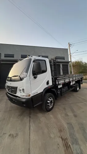 ? MERCEDES-BENZ ACCELO 1016 2016 - PRONTO PARA TRABALHAR! 