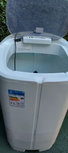 Máquina de lavar roupas