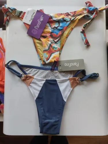 Biquinis de fábrica