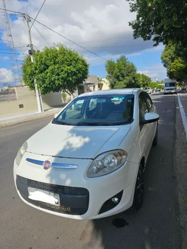 Fiat Palio Week. Attractive 1.4 Fire Flex 8V 2014