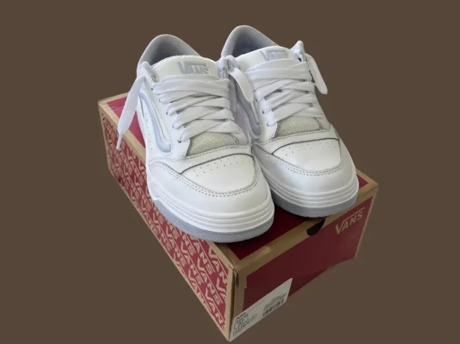 Vans hylane pop baby blue 37