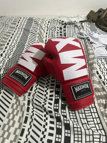 Luva maximum Boxe / Muay Thai / kickboxing 14oz vermelha