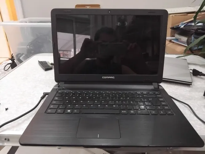 Notebook Compaq C31 celeron (não da video)