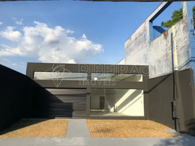Salão comercial com 245m² na Av Treze de Maio para locação