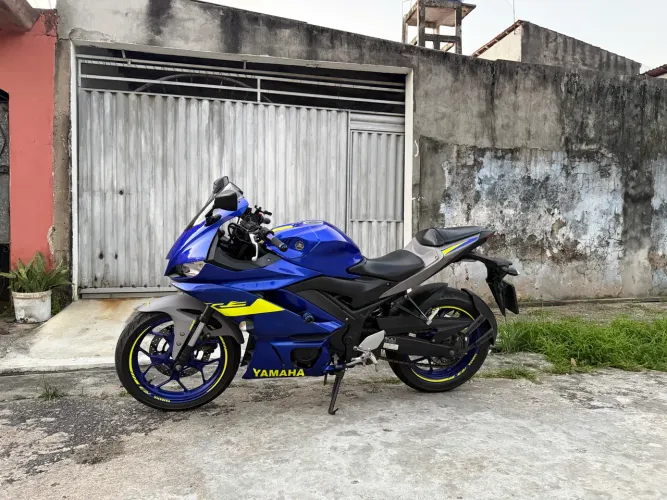 R3 
