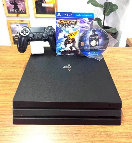PS4 PRO + 2 JOGOS