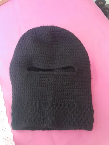 Balaclava feita de crochê