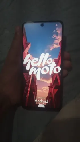 Vende-se Celular Moto G56