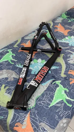 Vendo quadro kalf mithum ano 2008 em perfeito estado