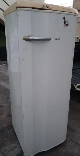Vendo geladeira