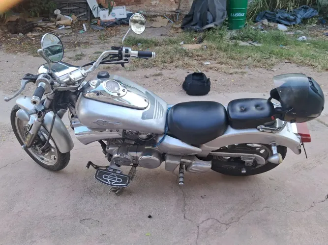 Vblade 250 cilindradas 