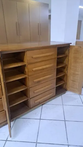 Comoda com sapateira 