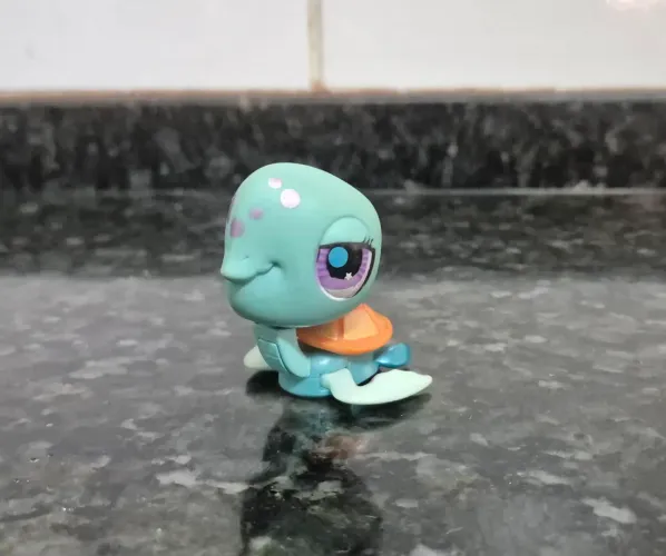 ? Littlest Pet Shop Tricks & Talents Turtle #2398 - 2012 Hasbro - Colecionável