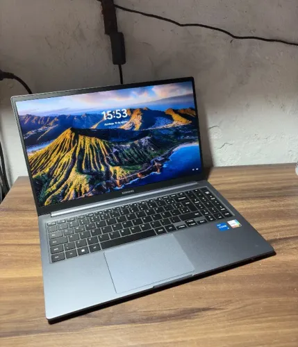 Galaxy Booo 4 i5 de décima terceira geração 16gb de RAM 512 SSD