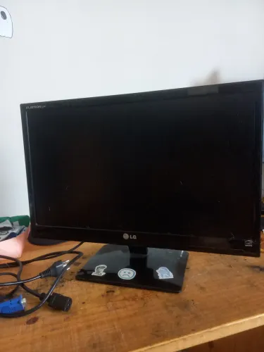 Monitor lg para retirada de peças