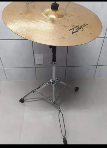 Prato Ride Zildjian + Estante de Brinde