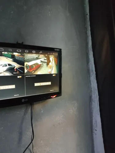 DVR hikvision 4 canais