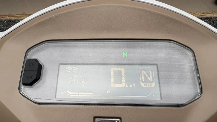 Biz 2026. Apenas 286 km rodado