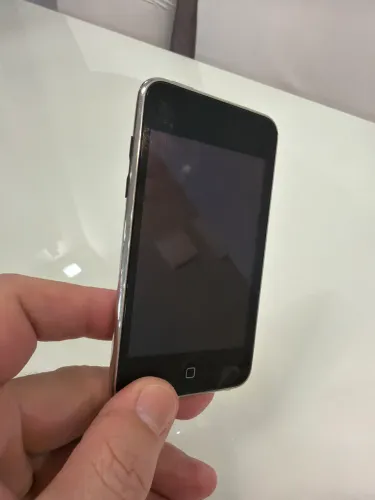 iPod 16Gb