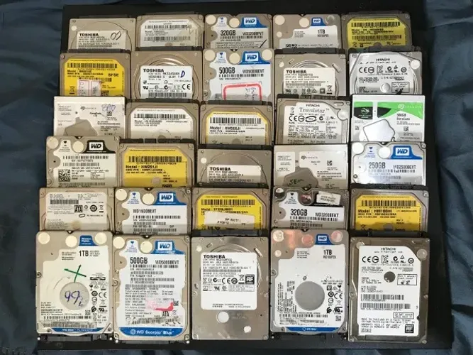 HDs 30 unidades de 2,5 (Notebook) com defeitos! LEIA A DESCRIÇÂO!!!