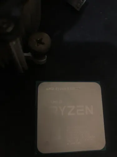 Ryzen 3600x com cooler original