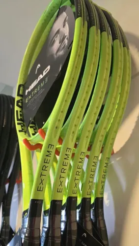 Raquete HEAD EXTREME MP NEW 2026