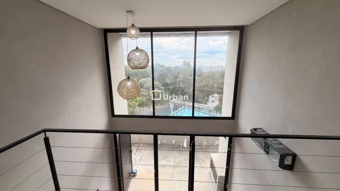 Casa à venda e para alugar em Cotia, Granja Viana, com 1 suíte, com 90 m²