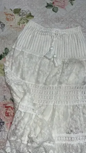 Saia branca