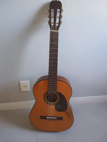 Vendo violão Eagle 