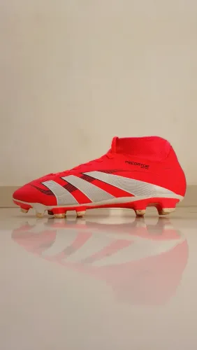 Chuteira Adidas Predator Club Sock Campo FG - Nº 40