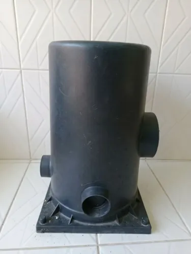 Caixa de gordura/caixa sifonada cilíndrica de PVC (ou polietileno) preta para esgoto