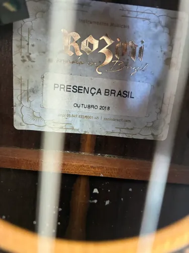 Cavaquinho Rozini Presença Brasil