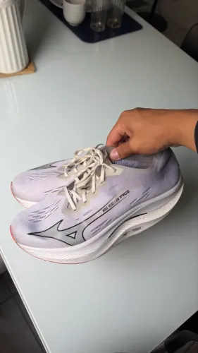 Mizuno Wave Rebellion Pro 2