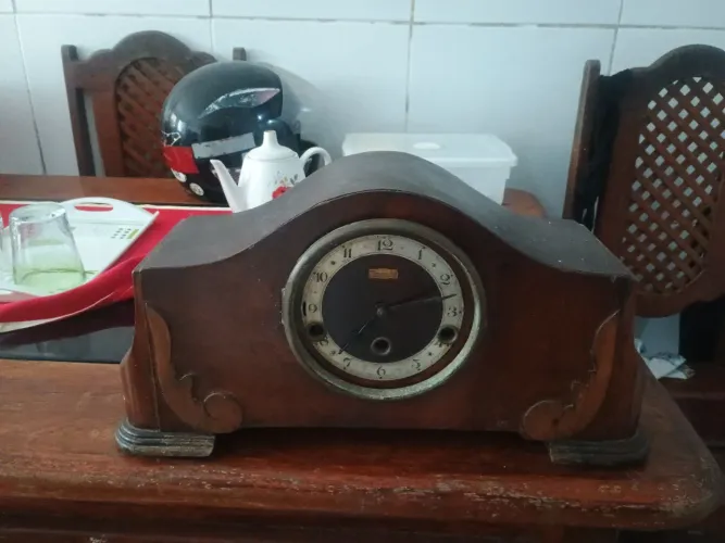 Relógio antigo