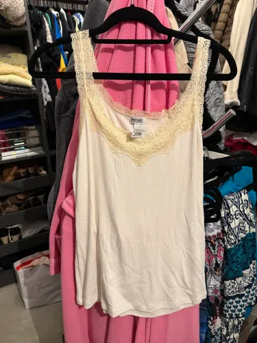 linda blusa da claudeteedeca nova com etiqueta