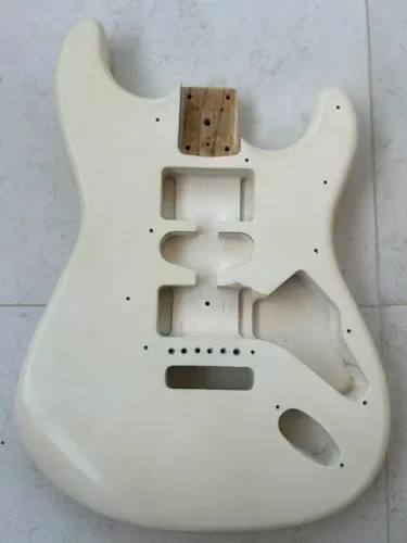 Corpo Guitarra Stratocaster em Ash