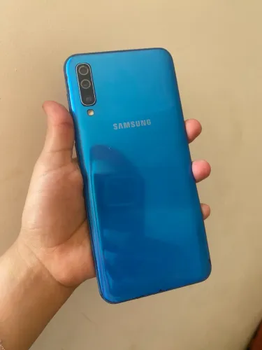 Samsung galaxy A50 azul