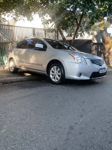 Nissan Sentra 2.0 SL Automático