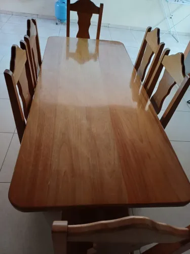 Mesa de madeira 6 cadeiras